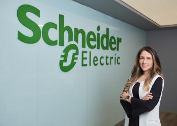 Lina Bernal, directora de Secure Power de Schneider Electric para el Clúster Andino 1