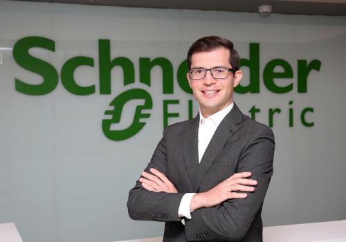 Andrés Díaz, de Schneider Electric