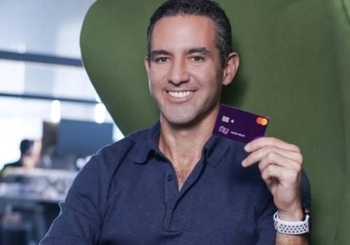 Foto de David Vélez, fundador del banco Nubank