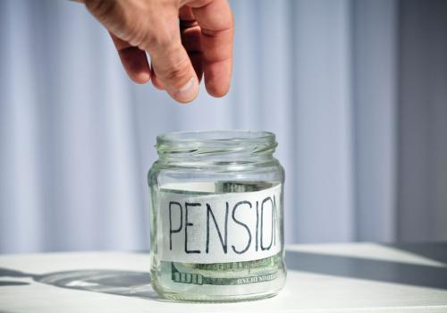 Foto de un frasco con una etiqueta que dice pensión