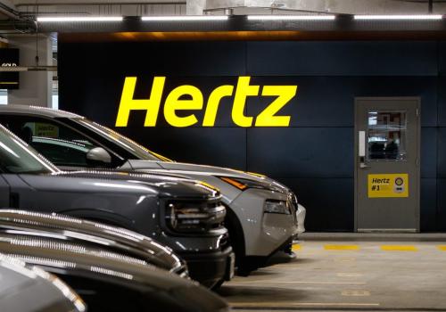 Foto de vehículos con marca Hertz