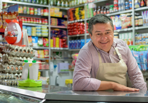 foto vendedor en una tienda