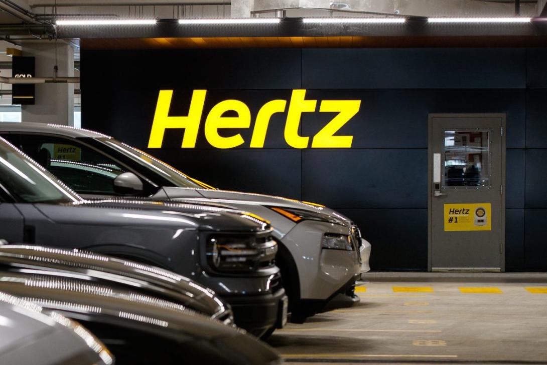 Foto de vehículos con marca Hertz