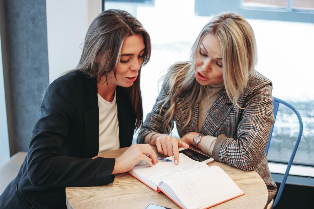 Mujeres trabajando