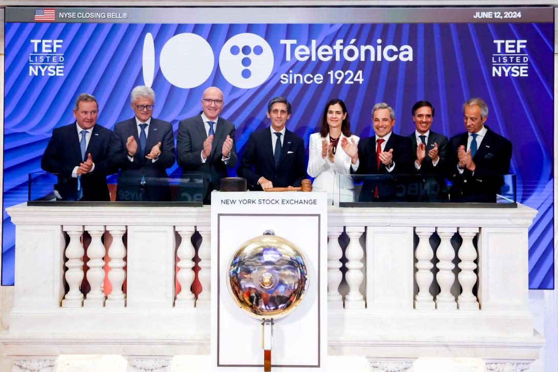 Telefónica al tocar la campana en NYSE